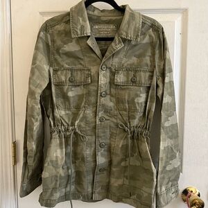 American Eagle Outfitters Green Camo Jacket